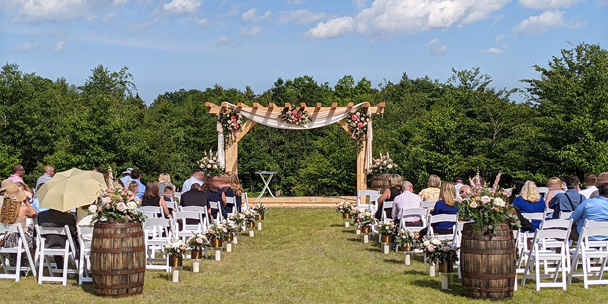 Outdoor ceremony lawn at Barn Lights