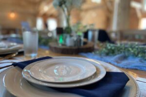 Tableware, place-settings, and decor options - all included!
